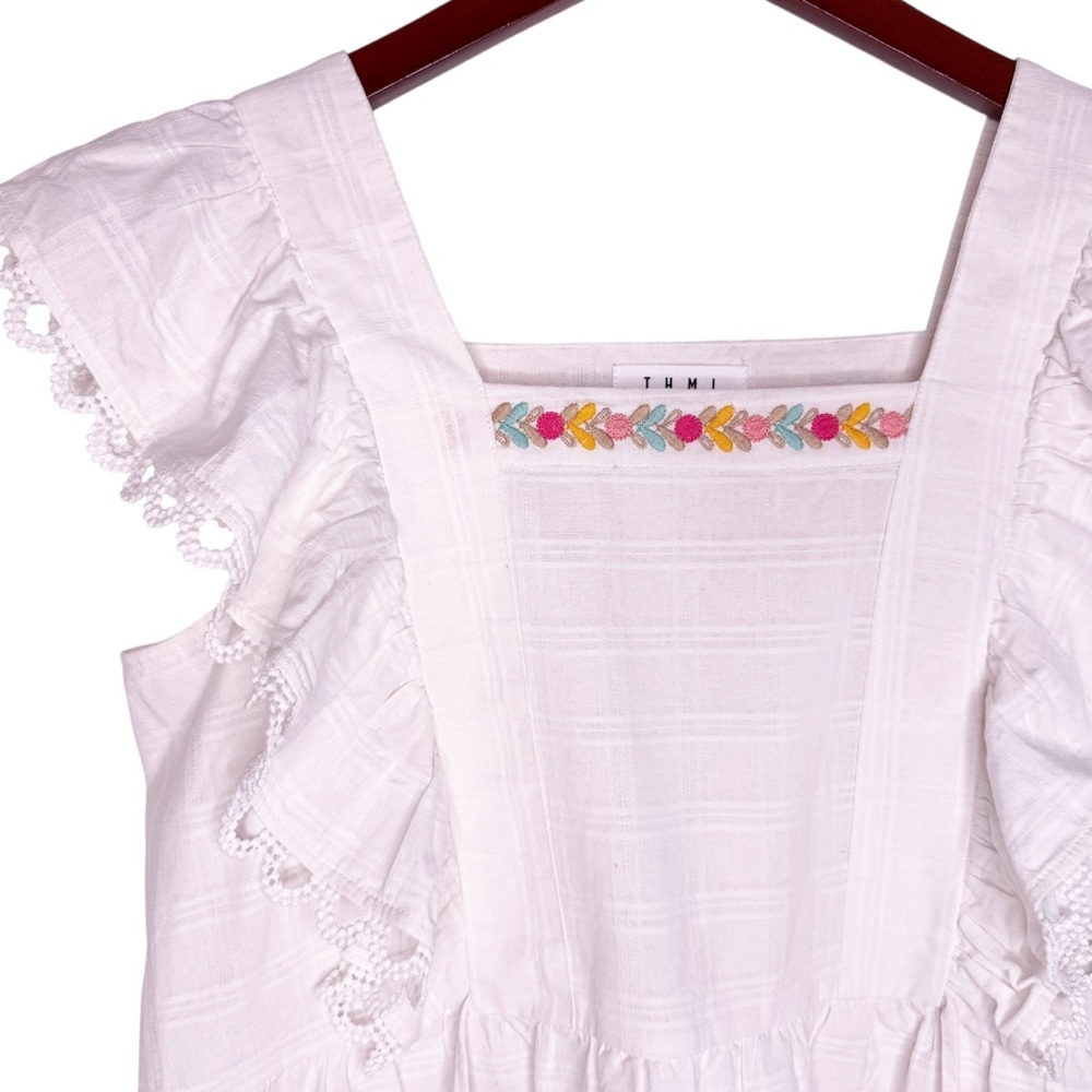 THML Embroidered Ruffle Sleeve Tie Top in White Size Large - Picture 3 of 11